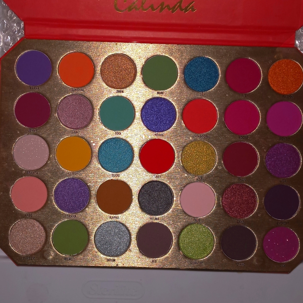 Candice cosmetics  calinda eyeshadow palette